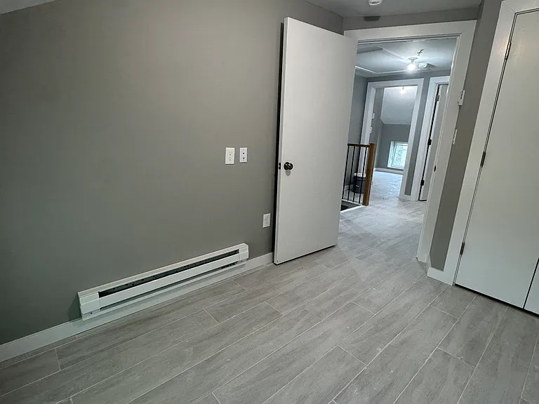 55 Lander St #2B — Photo 31