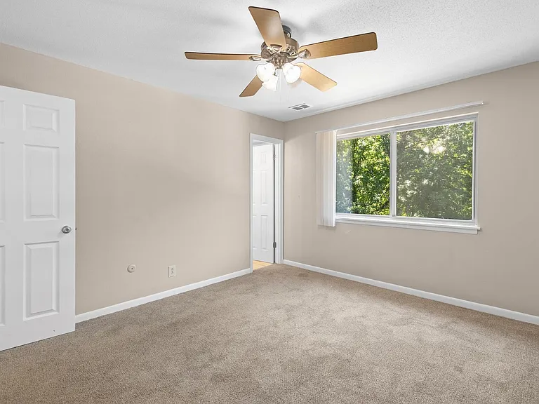 Brookview Apartments — Photo 12