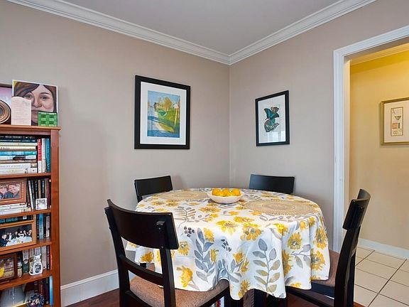 5th image of 86 E Howard St Unit 202
