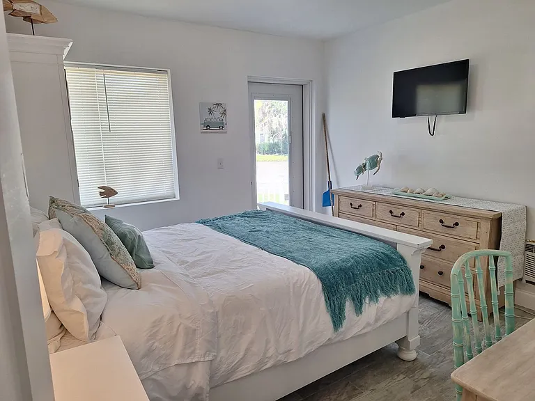 805 N Dixie Fwy #12 — Photo 6