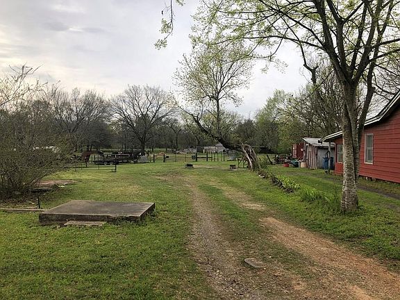 2nd image of 305 Legally St