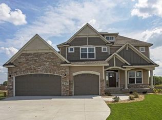 6720 104th Cir N, Brooklyn Park, MN 55445
