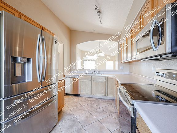 5th image of 18210 N Skyhawk Dr