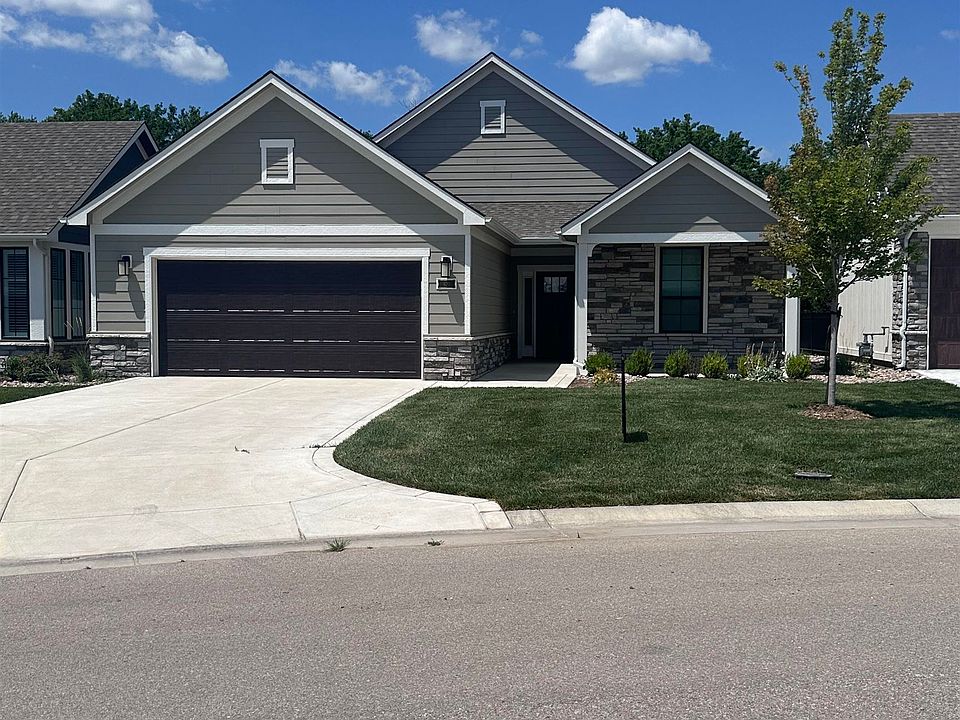 1st image of 620 E Park Pl