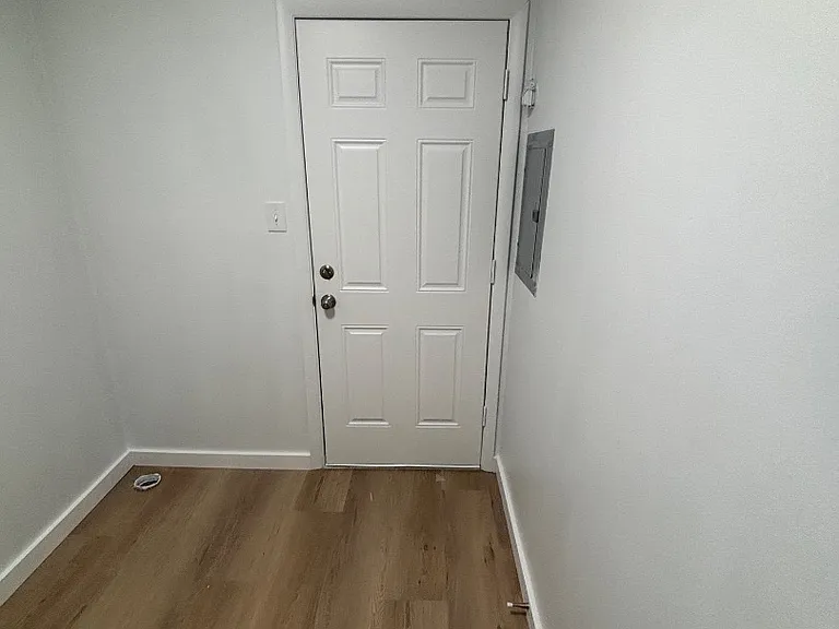 Unit Photo
