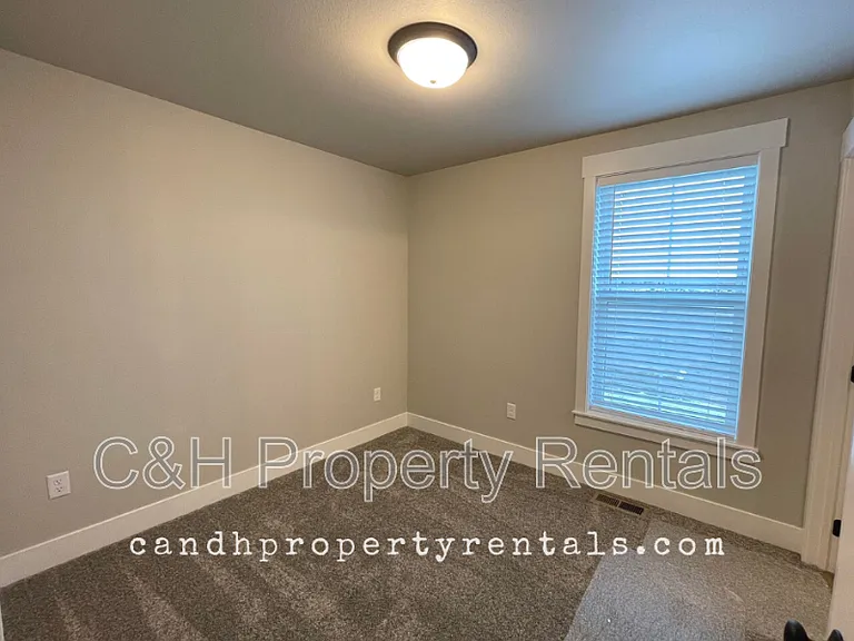 6075 Northstead Ave #1 — Photo 14