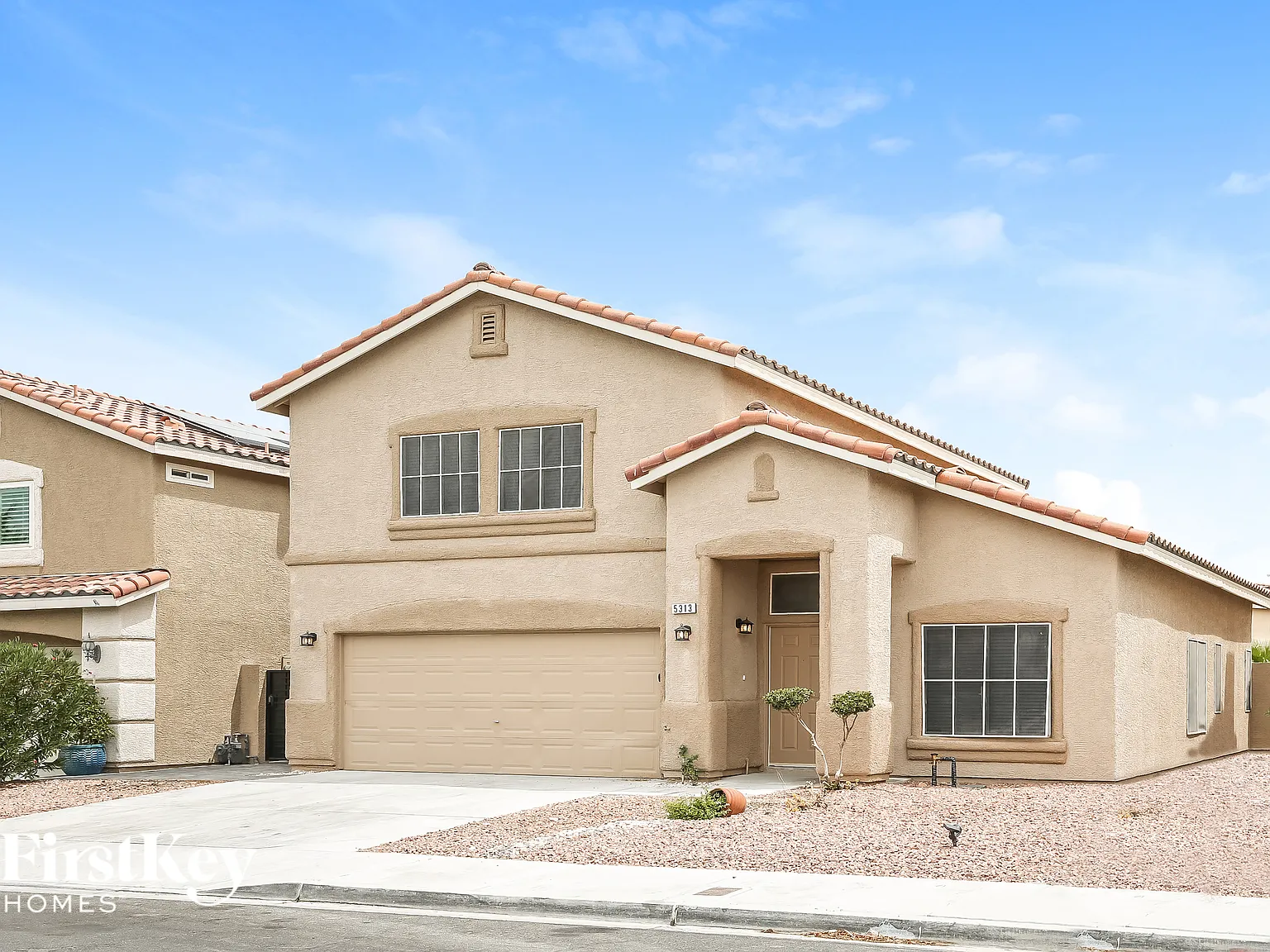 3 bed, 2.5 bath, 1630 sqft, $2,115 — Photo 2