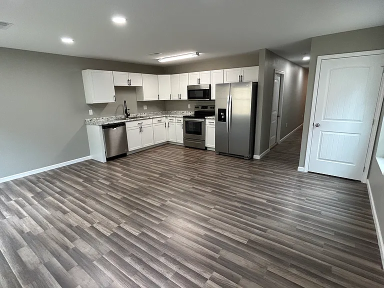 307 Keswick Dr — Photo 9