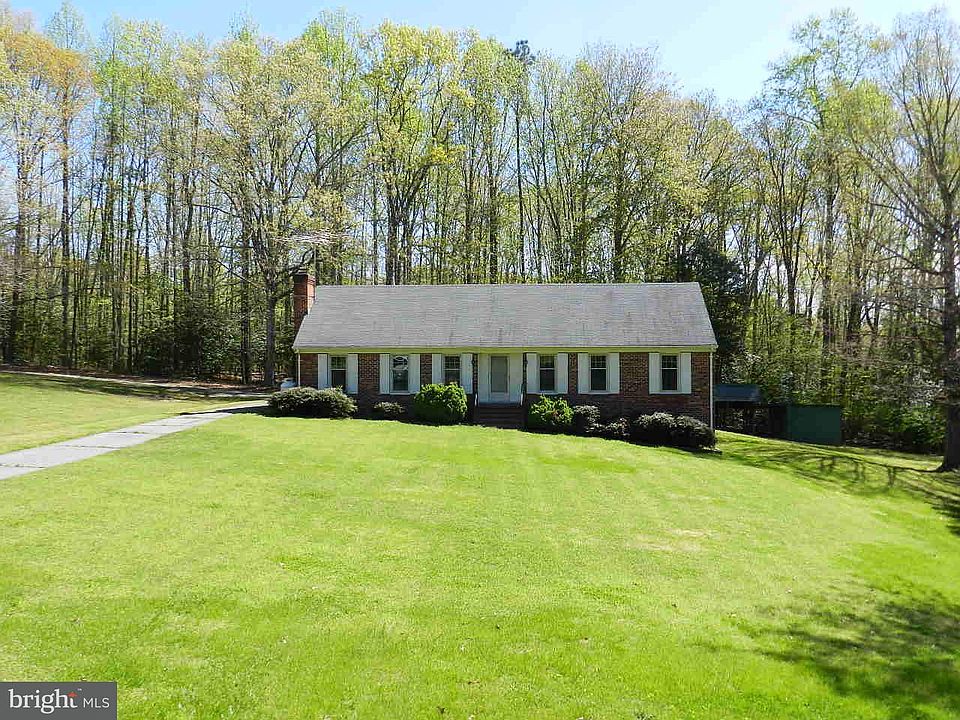 1st image of 18267 White Pine Dr
