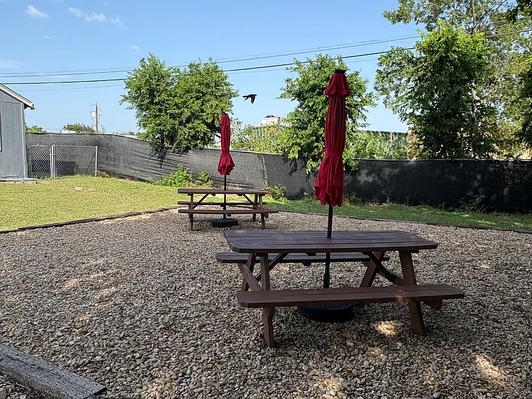 710 E Avenue G #7 — Photo 1