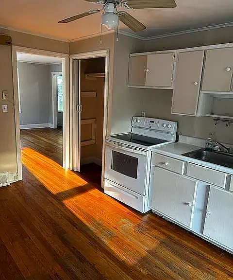 6 Meadow St #1 — Photo 4