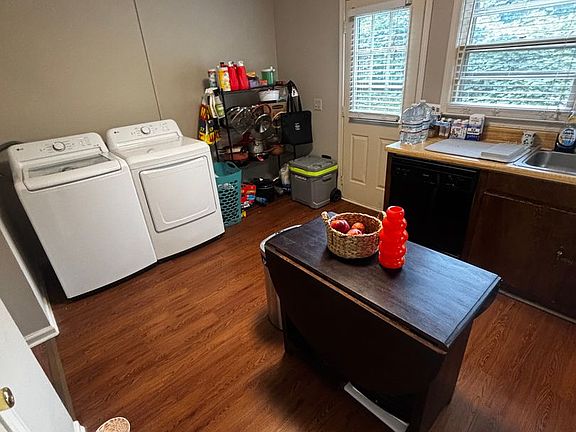 5th image of 405 Old Central Rd #3