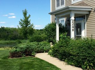 224 Belle Vue Ln #B, Sugar Grove, IL 60554