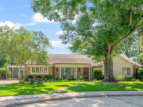 7815 Fairdale Ln, Houston, TX 77063