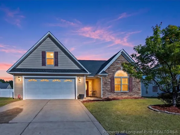 180 Brightwood Dr, Raeford, NC 28376