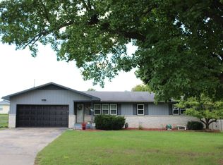 409 S Jonathan Ave, Springfield, MO 65802