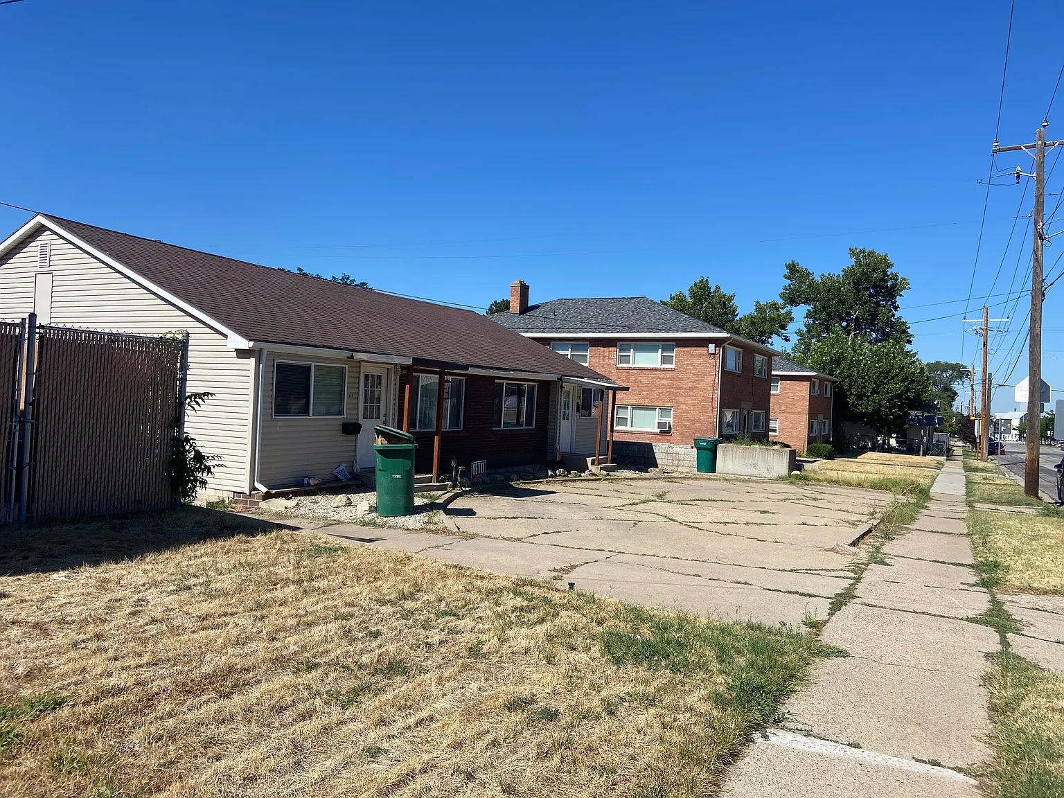 354 E 200 S — Photo 4