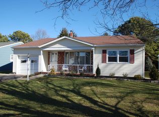 96 Castleton Dr, Toms River, NJ