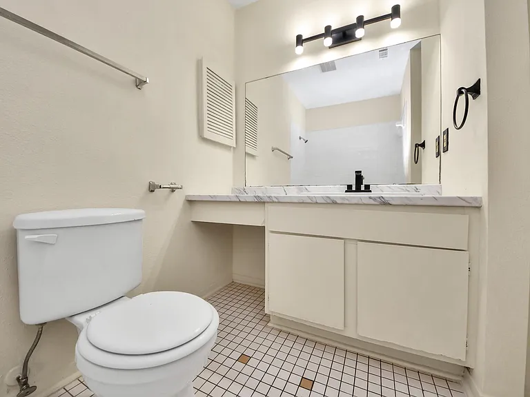 9001 Imogene St #A — Photo 23
