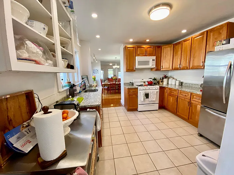 39 Westford St #1 — Photo 18