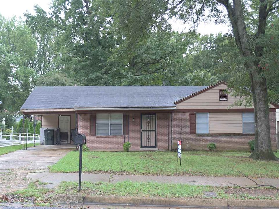 1st image of 3741 Longmont Dr