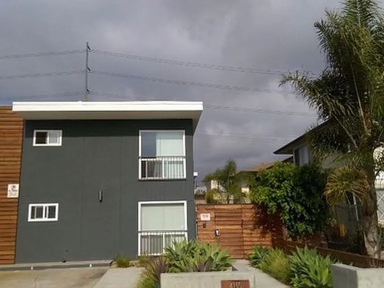 4135 Utah — Photo 1