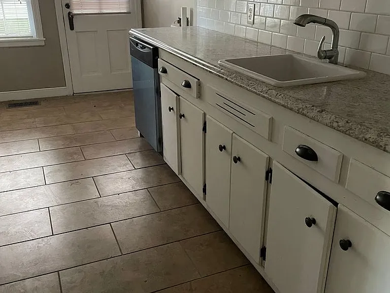 2020 Courtland Pl — Photo 6