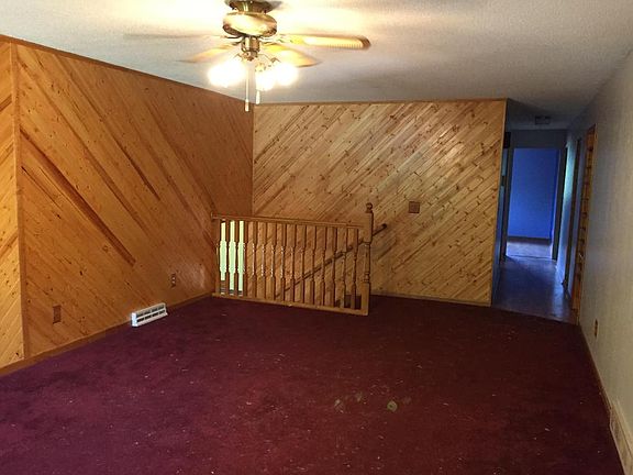 2nd image of 410 3rd St N