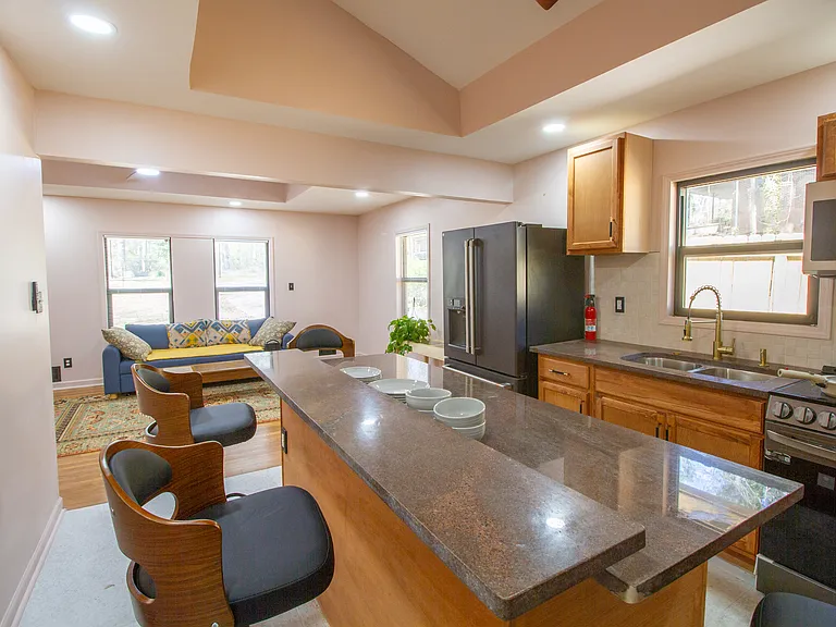 2258 Bryant Dr #3 — Photo 9
