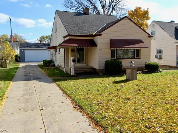 7083 Beresford Ave, Parma Heights, OH 44130