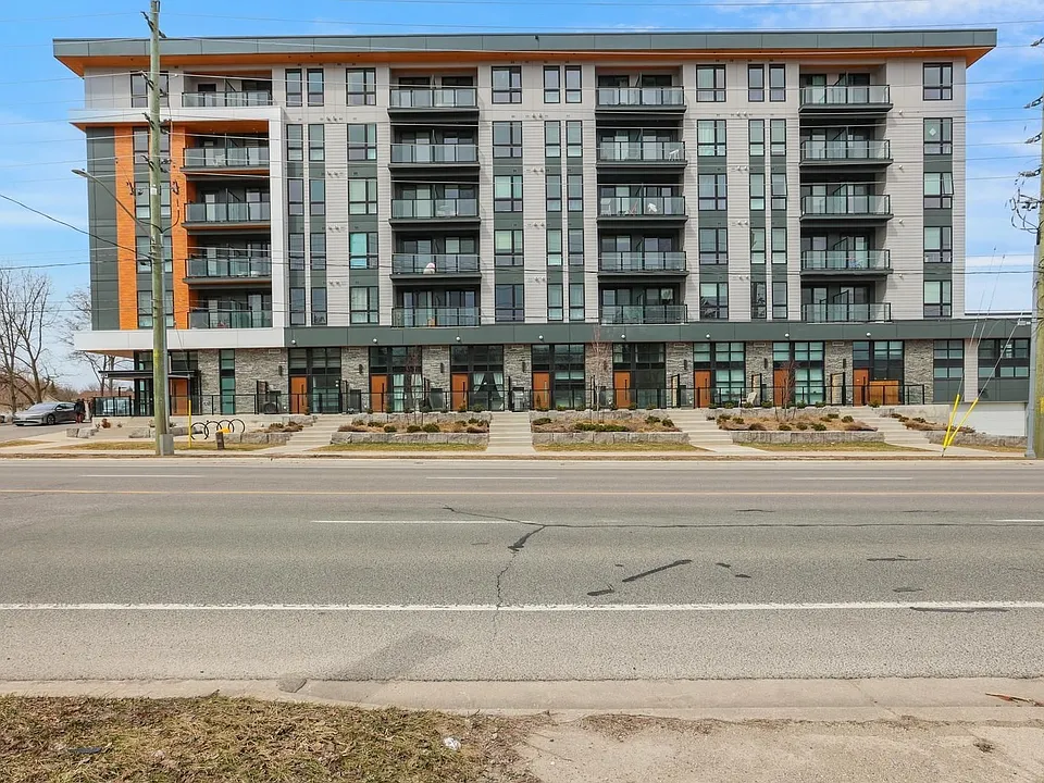 312 Erb St W #309