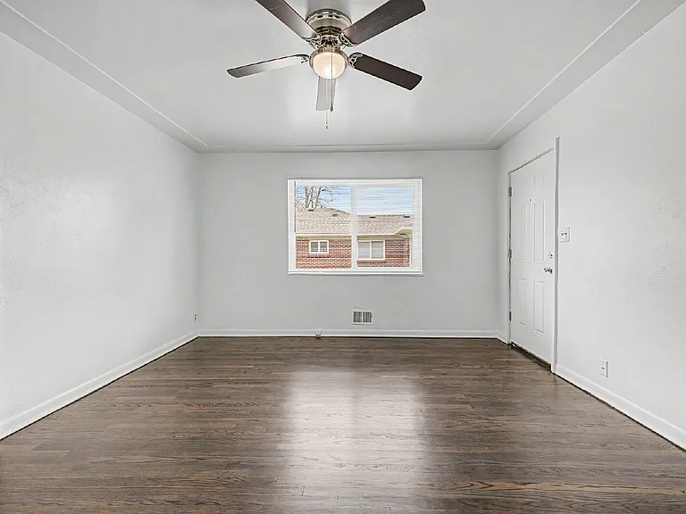 1764 Chester St — Photo 10
