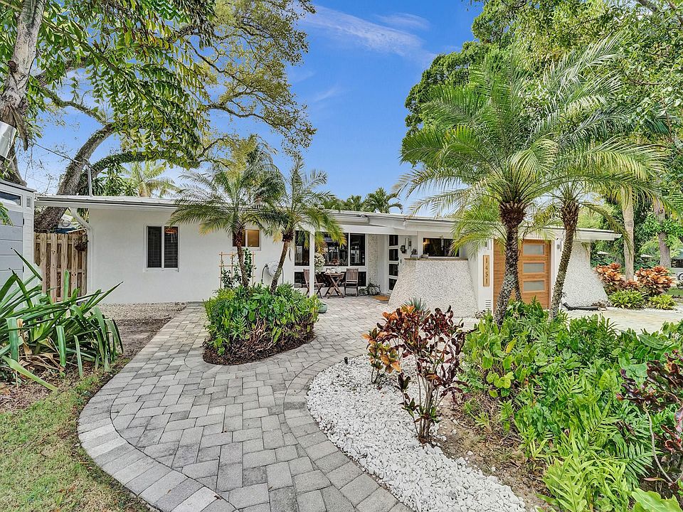 1st image of 1451 SW 18th Avenue