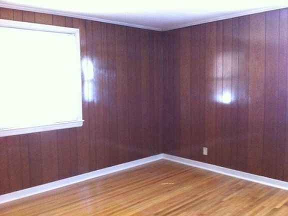 Master Bedroom - 1st fl