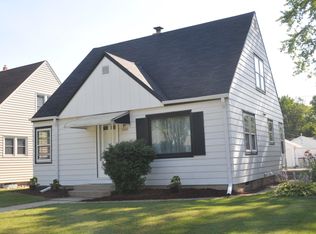 2966 N 89th St, Milwaukee, WI 53222