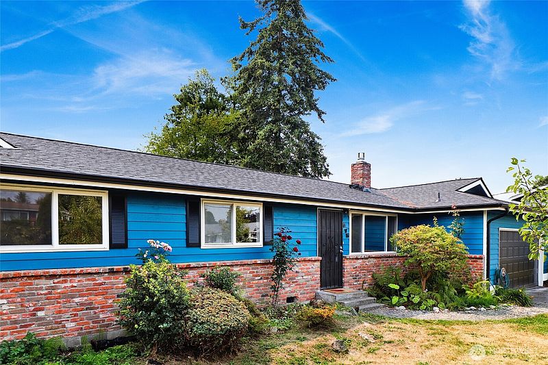 3rd image of 875 Adelia Street
