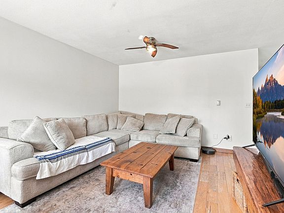 3rd image of 1771 Harris Rd