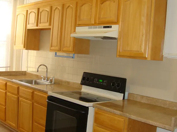 4202 Chestnut St, Philadelphia, PA 19104