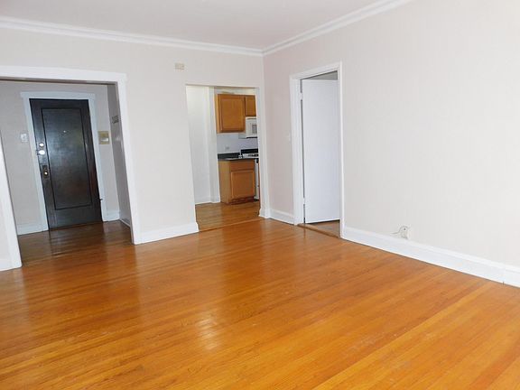 2nd image of 810 Sherman Ave