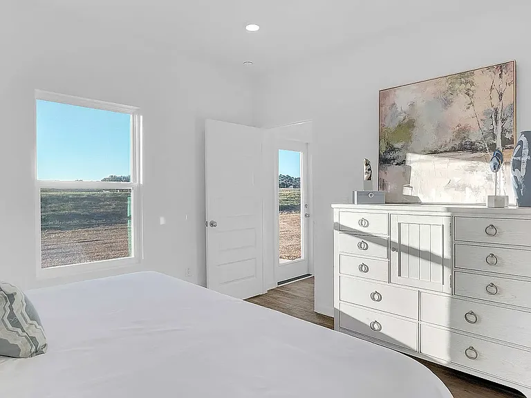 13623 Logan Pl — Photo 2