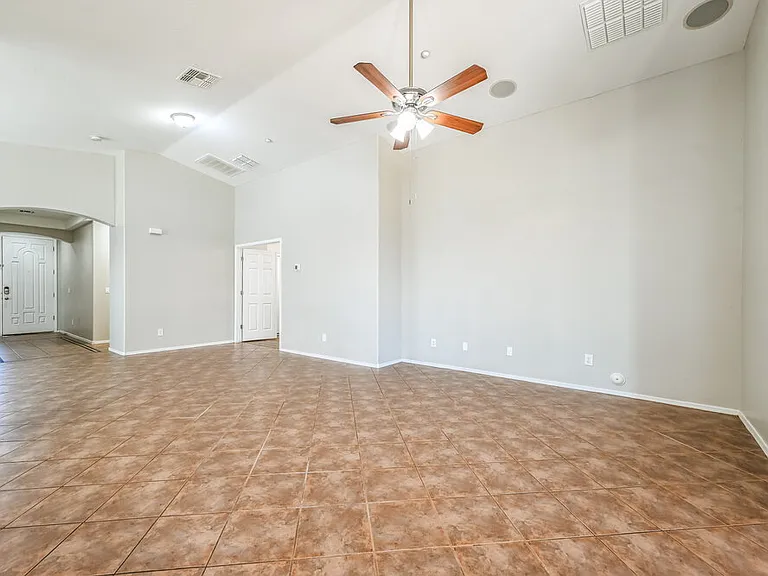 12137 W Dove Wing Way — Photo 3