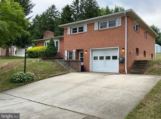 3517 Belair Rd, Harrisburg, PA 17109