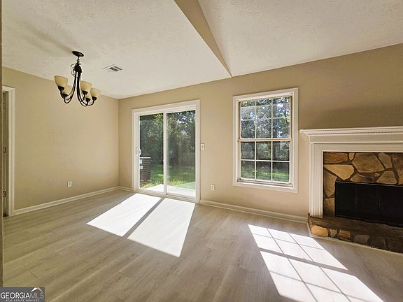 5th image of 114 Taylor Knoll Way