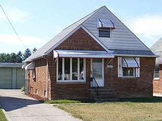 2nd image of 5601 Gifford Ave