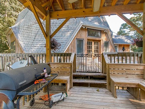 5th image of 6935 Barrow Creek Dr