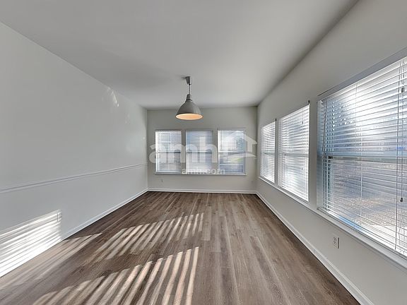 4th image of 113 N Cromwell Dr
