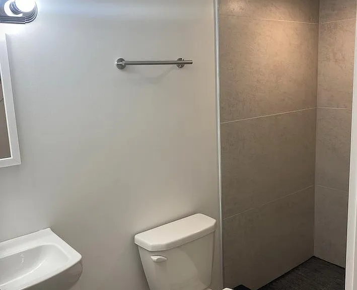5732 Ludlow St #1 — Photo 3
