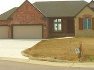 12221 E Troon Ct, Wichita, KS 67206
