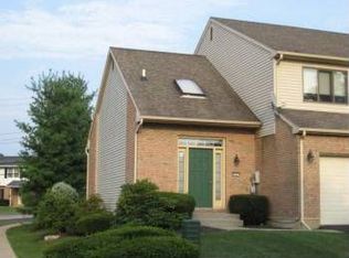3201 Oakland Square Dr, Bethlehem, PA 18020