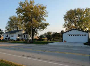 9585 New Liberty Rd, Maysville, IA 52773